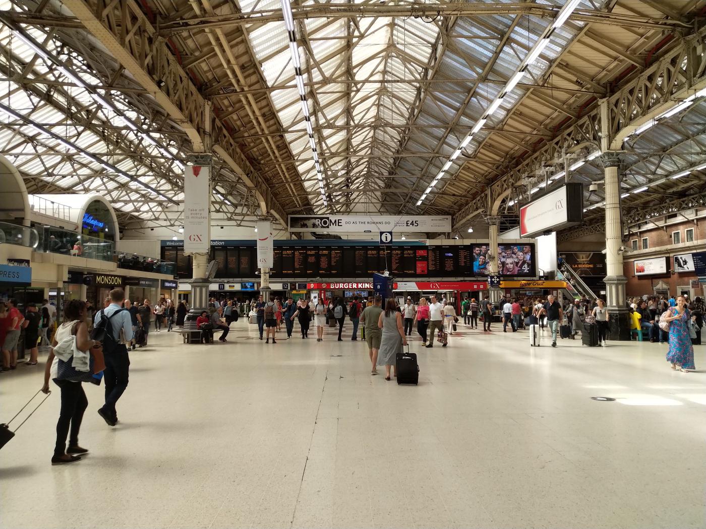 London Victoria Station